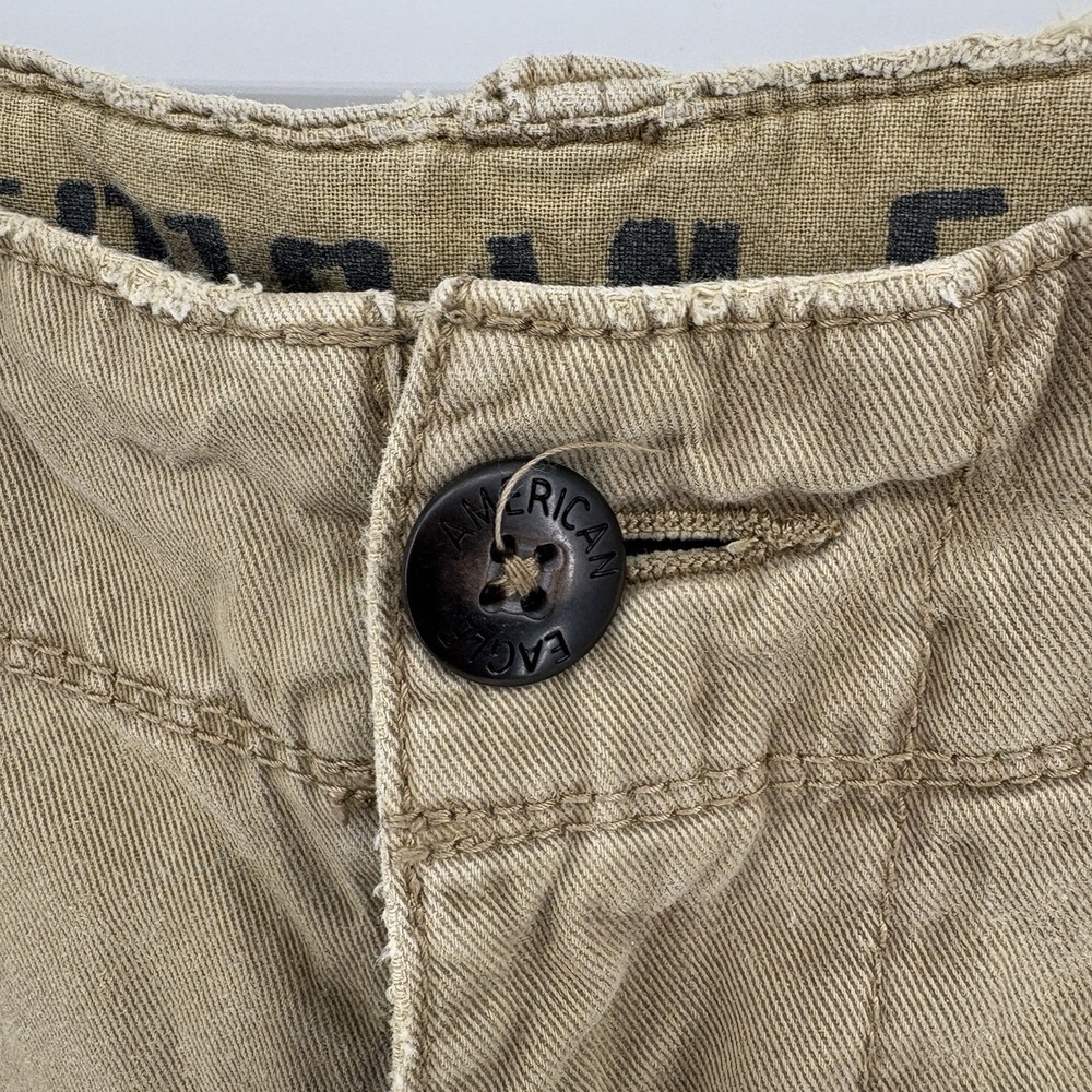 American Eagle Shorts Men's 30 Khaki Longer Length Chino Casual Y2K - Picture 3 of 9